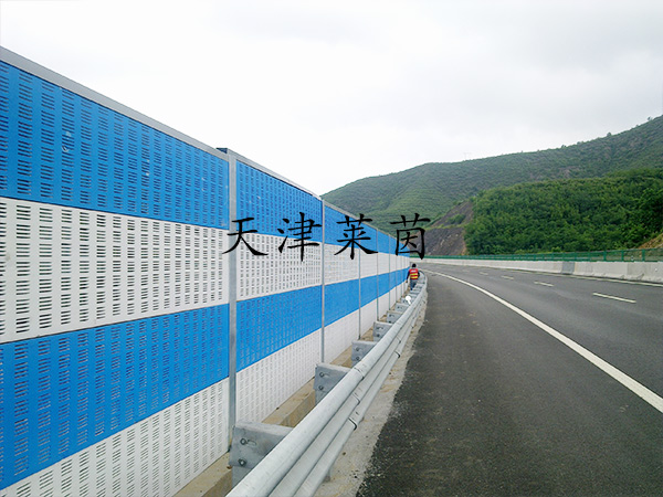 <a href=http://sv6f.cn/news_article?news_id=114>高速聲屏障</a>