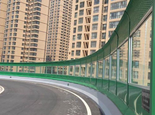 <a href=http://sv6f.cn/news_article?news_id=116>天津公路聲屏障</a>