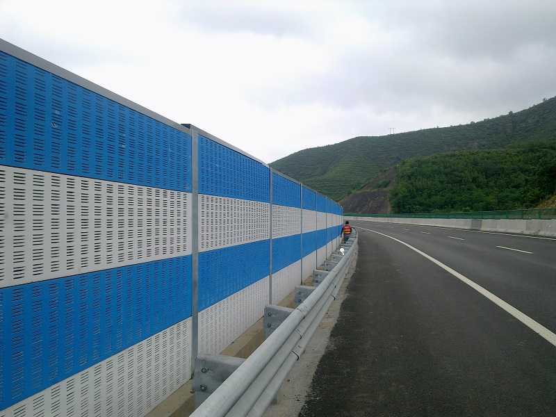 <a href=http://sv6f.cn/news_article?news_id=122>聲屏障</a>